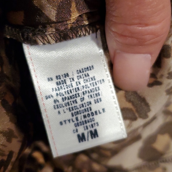 Guess Leopard Halter Top M.   C - Picture 4 of 5